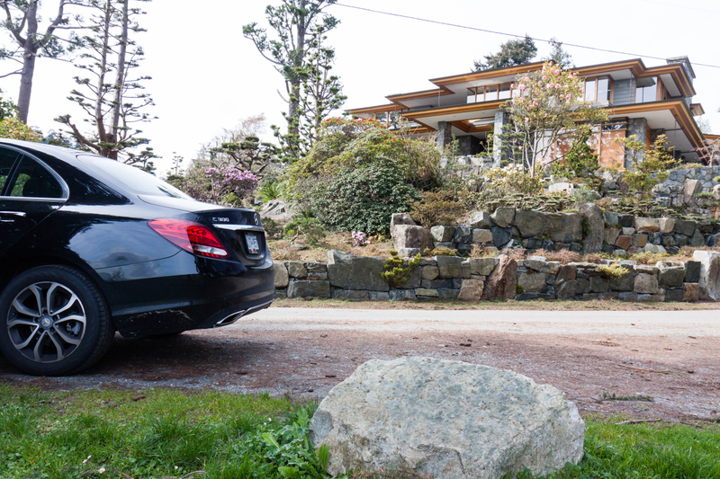 Illustration for article titled Pics from the Curbside: 2016-03-26 around Caulfeild Park, West Vancouver